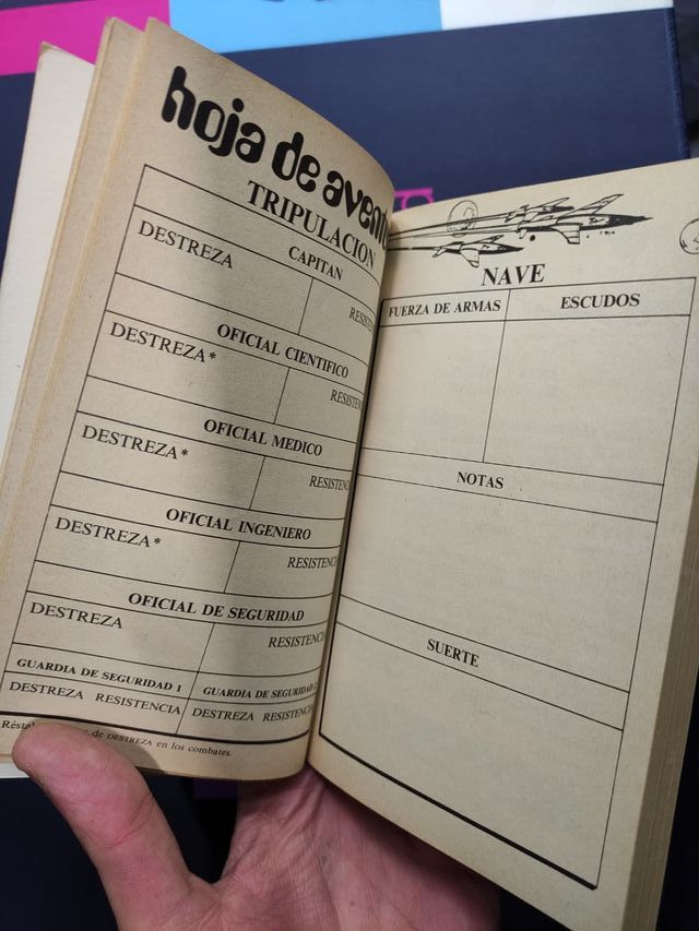 La nave estelar perdida Lucha ficción 4