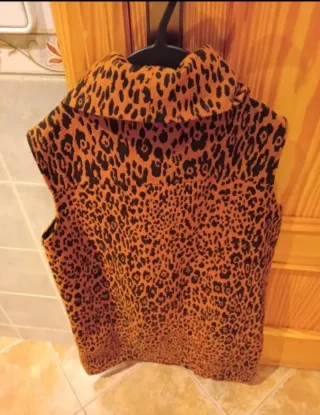 Vestido sin mangas estampado animal print