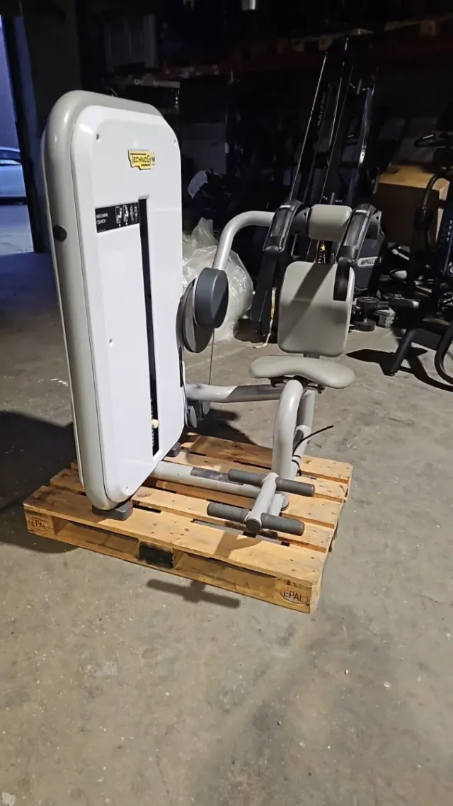 3 Máquinas Technogym