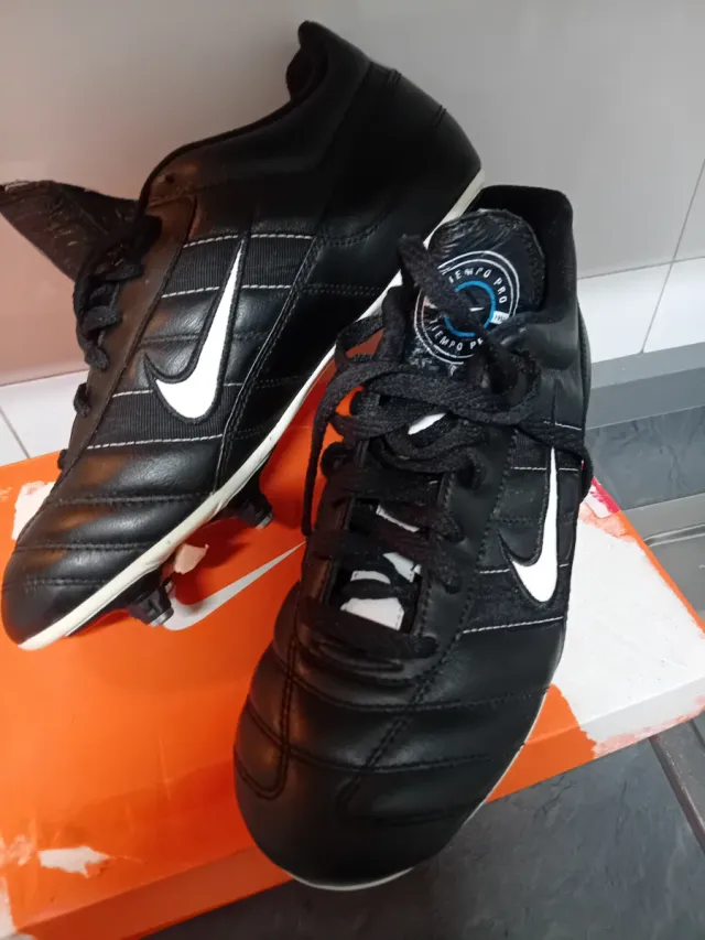 Botas de fútbol Nike Negras copa mundial