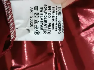 Abito lungo metallizzato rosso plissé