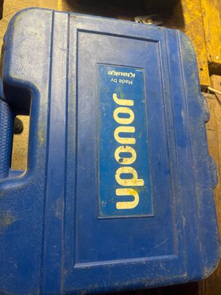 Prensadora multicapa Uponor