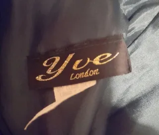 Vestido de fiesta verde con bordado