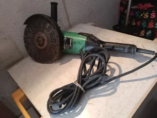 Radial Hitachi Grande