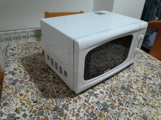 Microondas Svan Blanco