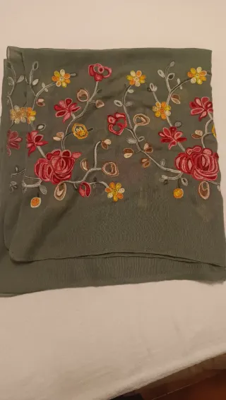 Sciarpa donna floreale verde