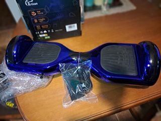 Patinete Eléctrico Azul Brillante