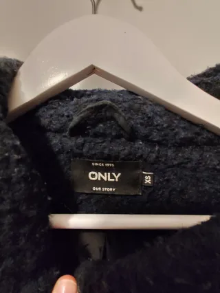 Abrigo lana azul marino con capucha Talla S