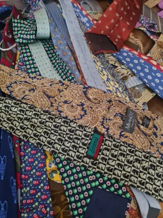 Corbatas de Lujo Variadas