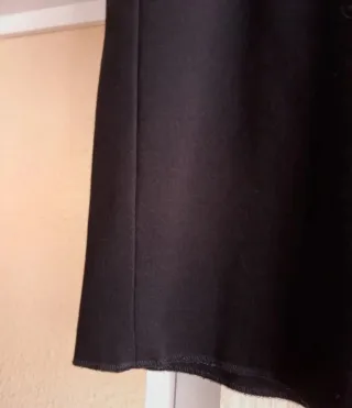 (XXL) Falda negra corta de Claudia Sträter