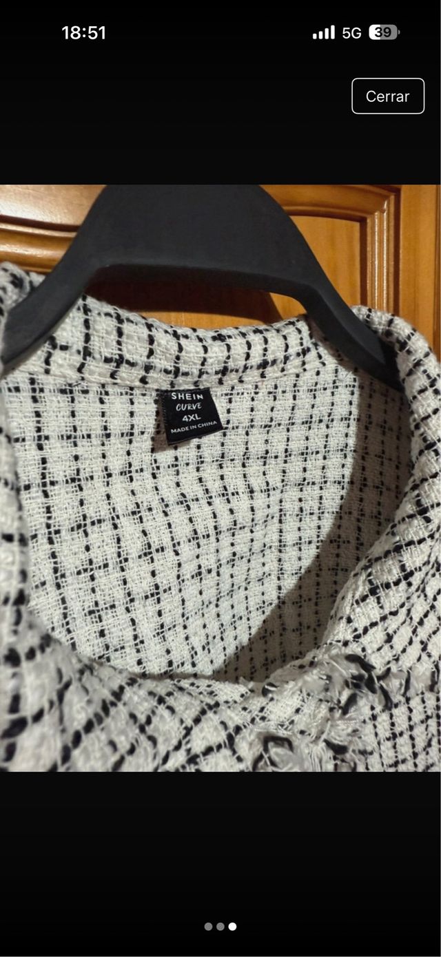 Abrigo cuadros blanco y negro