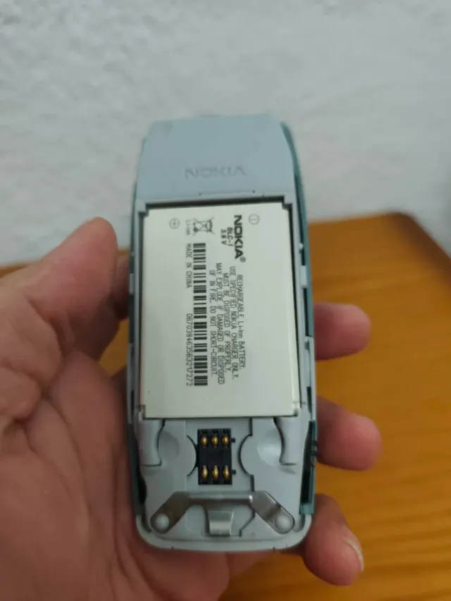 Teléfono Móvil Nokia 3410