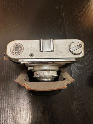 2 Vecchie Fotocamere Zeiss e Werlisa