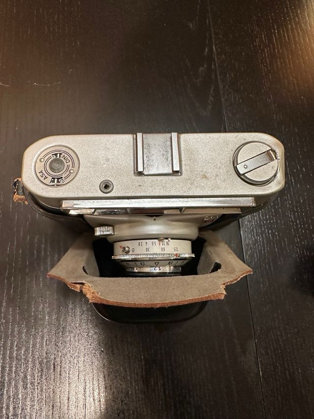 2 Vecchie Fotocamere Zeiss e Werlisa