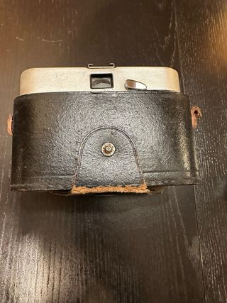 2 Vecchie Fotocamere Zeiss e Werlisa