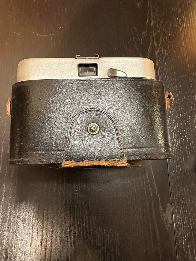 2 Vecchie Fotocamere Zeiss e Werlisa