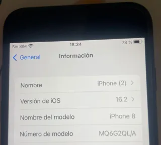 iPhone 8 64GB Space Gray con auriculares