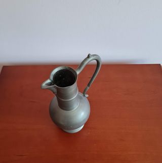 Jarra de peltre antigua