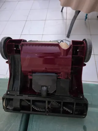 Aspirador Samsung 1800W SU3350