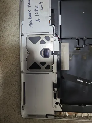 Apple MacBook Pro A1286 tastiera e scocca