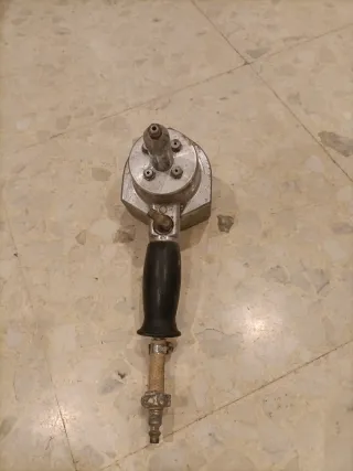 Remachadora Neumática