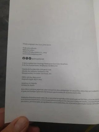 Otra vuelta de tuerca (Clásicos ilustrados) (Sp...