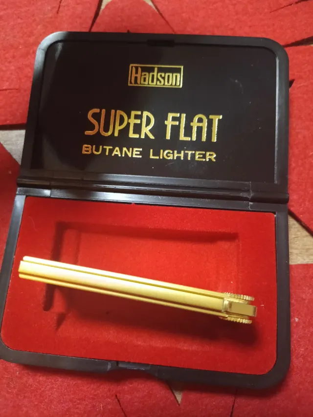Encendedor Super Flat Hudson Dorado