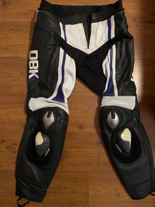 Pantalón cuero moto DBK