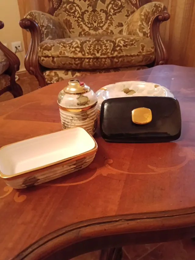 Juego de Cenicero y Portaobjetos