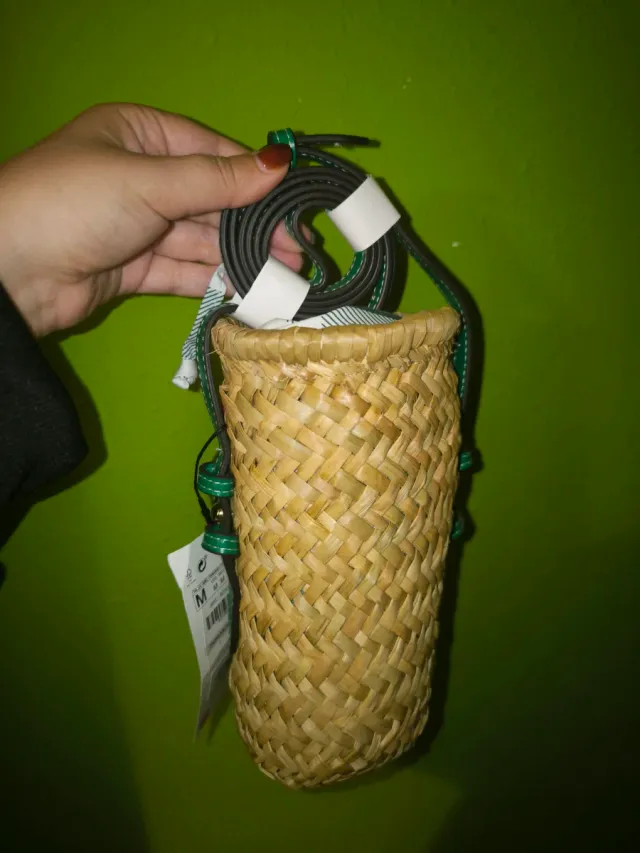 Bolso Zara tejido flores nuevo con etiqueta