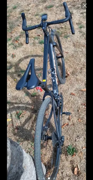 Bicicleta Giant Revolt Advanced 3