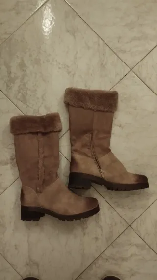 Stivali scamosciati beige/marrone Tg 41