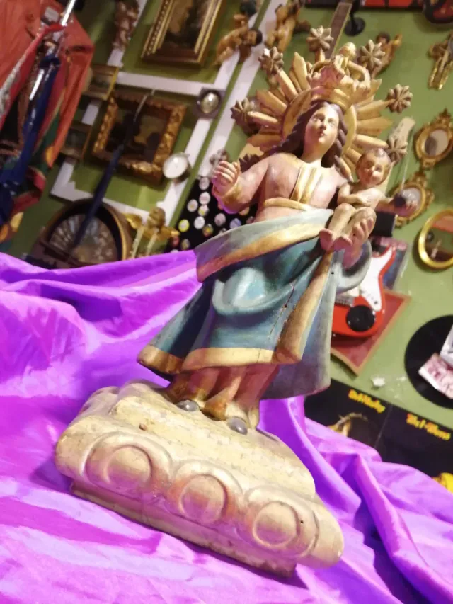 Virgen con Niño Talla Madera Antigua