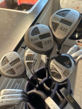 Bolsa de golf con palos