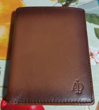 Cartera cuero marrón