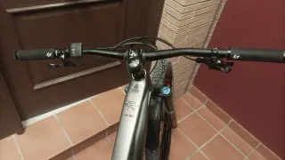 Bicicleta eléctrica Lapierre E-Zesty AM 9