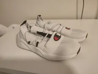 Zapatillas Champion Blancas y Negras