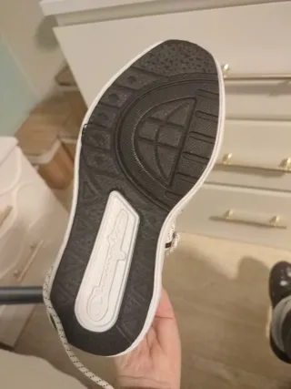 Zapatillas Champion Blancas y Negras