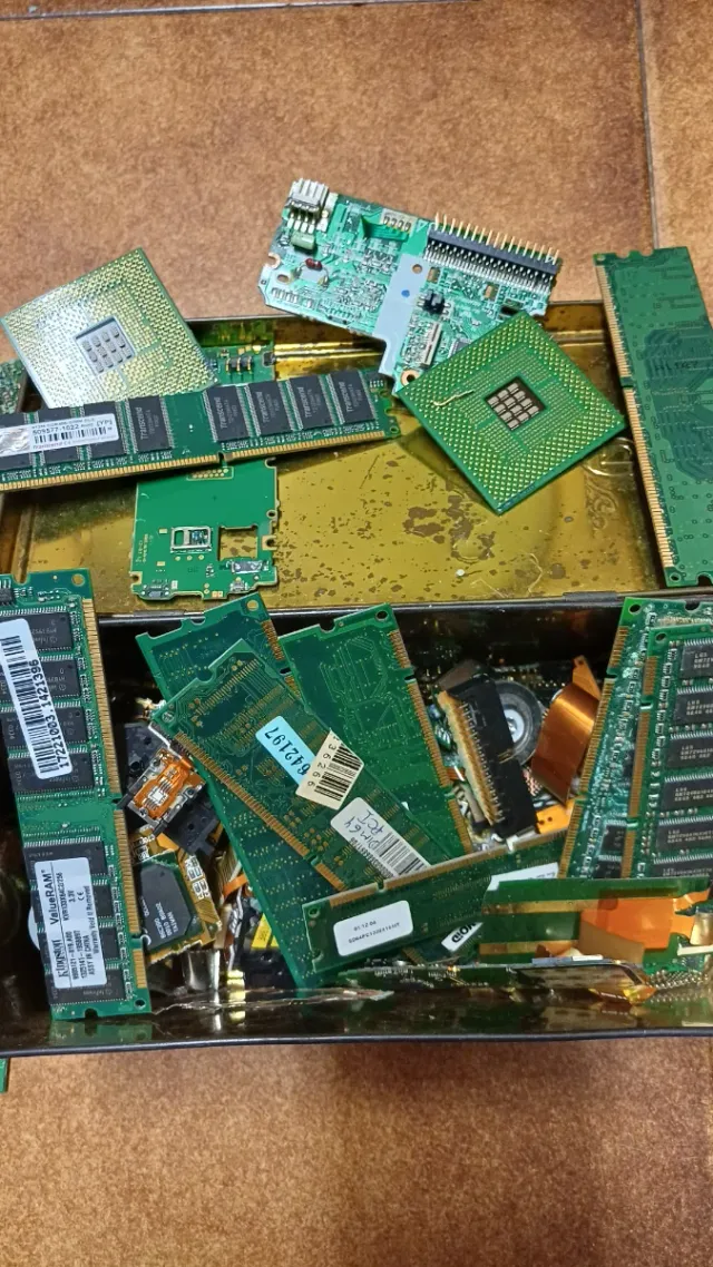 Lote Componentes Electrónicos Varios