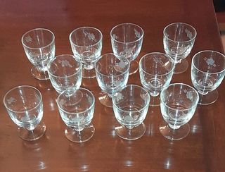 Set 12 bicchierini da liquore vintage incisi