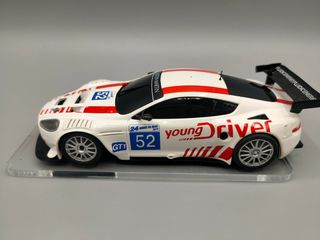 Scalextric Aston Martin DBR9
