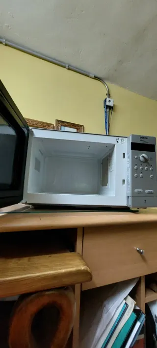 Microondas Bosch gris plata