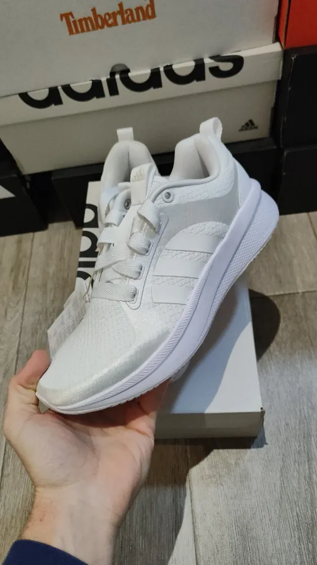Adidas Edge Lux VI Talla 38.5 sin estrenar