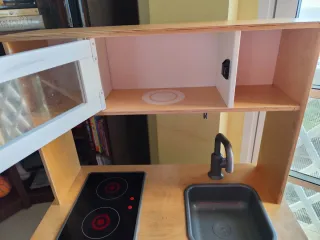 Cocinita de madera para niños