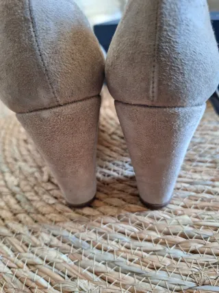 Zapatos Nicolas Talla 37 Cuña Ante Taupé