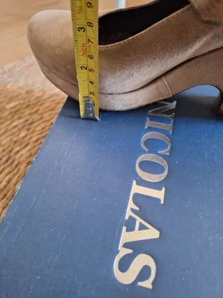 Zapatos Nicolas Talla 37 Cuña Ante Taupé