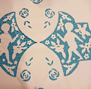 Copricuscini ricamati a mano vintage