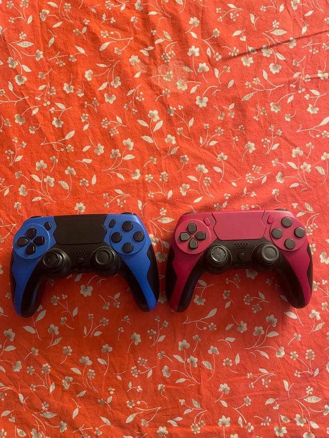 Pack 2 Mandos PS4 + Cables