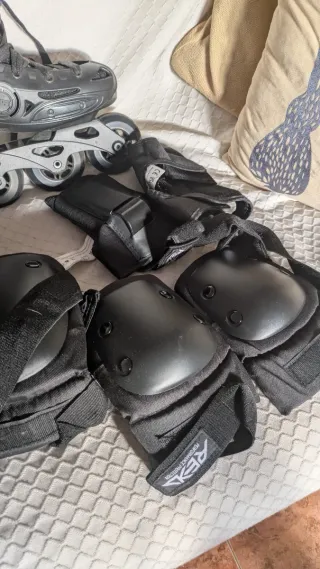 Patines en línea y protecciones talla 40