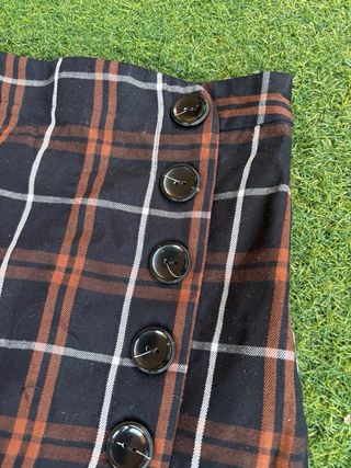 Falda pantalón cuadros negro y marrón